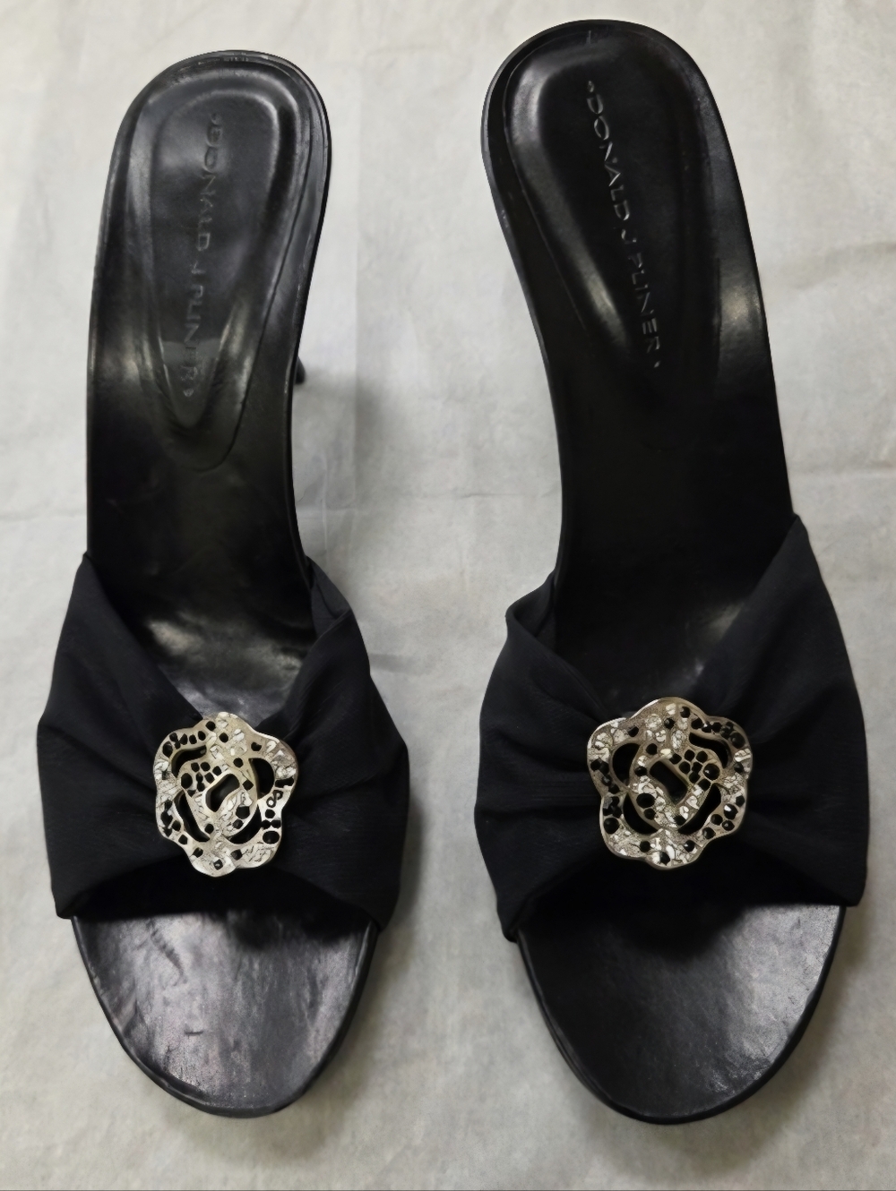 Donald J Pliner Metallic Mesh & Crystal Platform Mules, Black, 9.5, NWT, Vintage